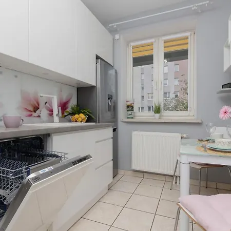 Bielany With Office Near Metro Station By Renters 公寓 华沙