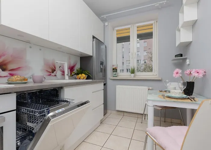 Bielany With Office Near Metro Station By Renters 公寓 华沙