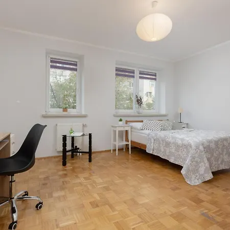 Апартаменты Bielany With Office Near Metro Station By Renters *