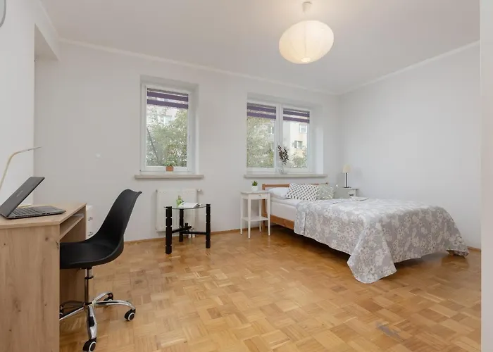 Апартаменты Bielany With Office Near Metro Station By Renters *